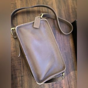 Vintage coach purse H5C-9974